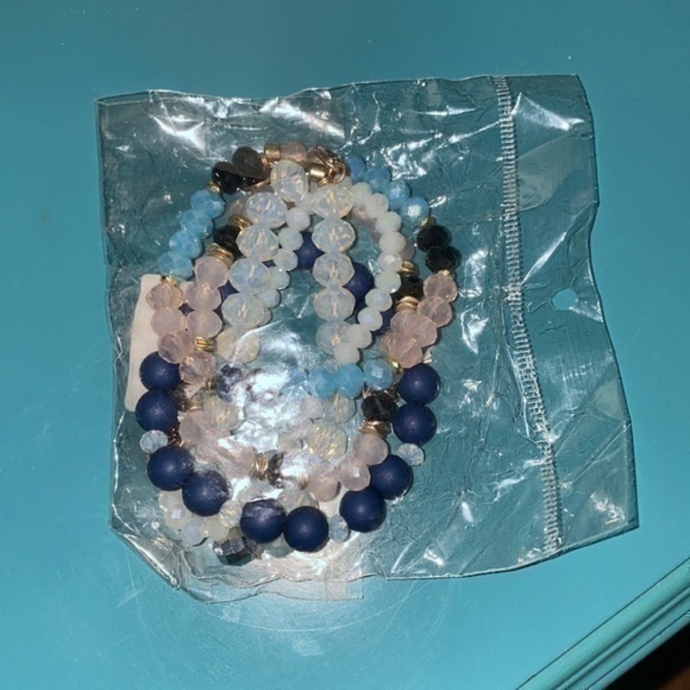 Bracelets - Picture 2 of 2